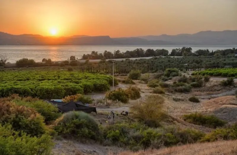 Ein Gev site, near Lake Kinneret.