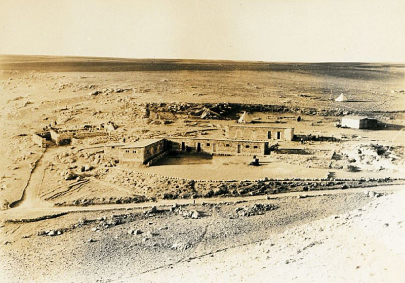 The cliff south of the site, as documented by the first expedition to Lachish. The photo was taken from site in 1932, with the Assyrian ramp shown as the whitish area in the lower right corner.